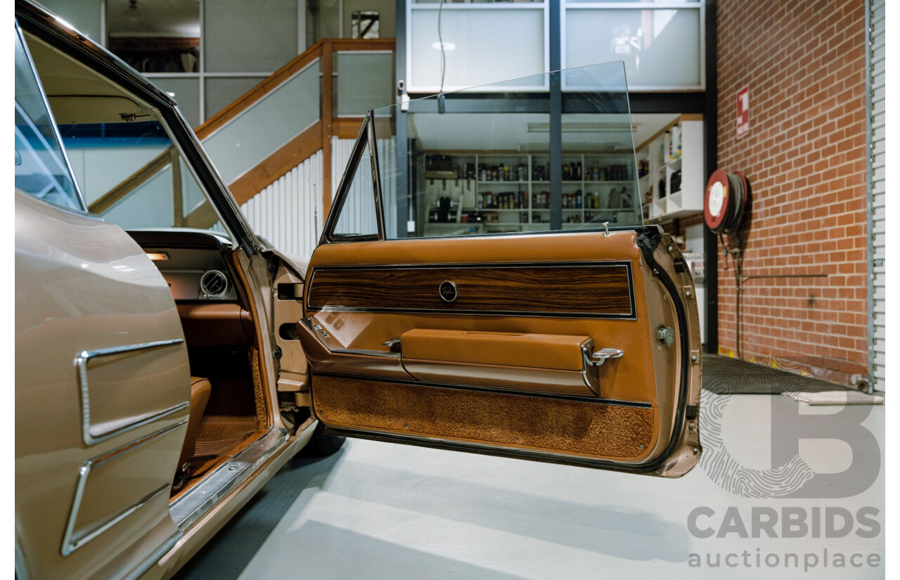 01/1963 Buick Riviera First Gen 2d Hardtop Coupe  Bronze Mist 445 Wildcat V8