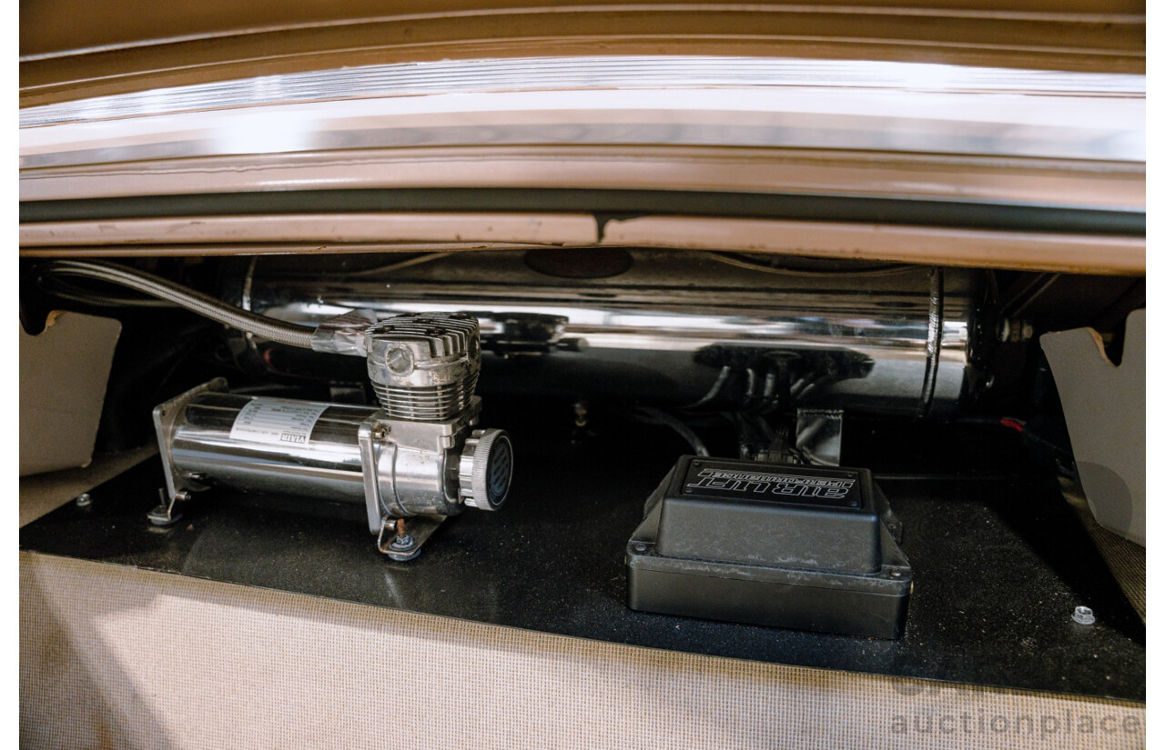 01/1963 Buick Riviera First Gen 2d Hardtop Coupe  Bronze Mist 445 Wildcat V8