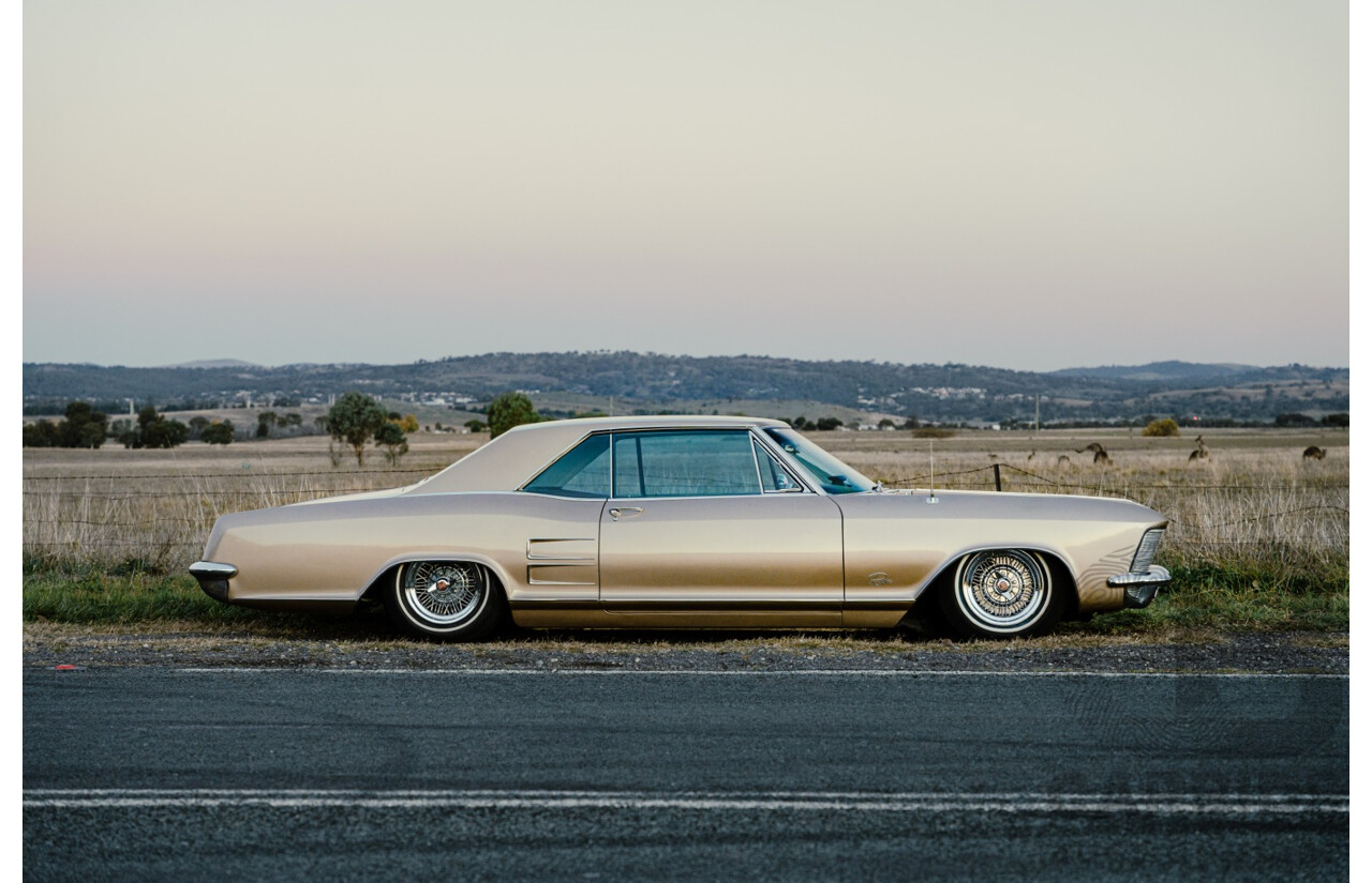 01/1963 Buick Riviera First Gen 2d Hardtop Coupe Bronze Mist 445 Wildcat V8