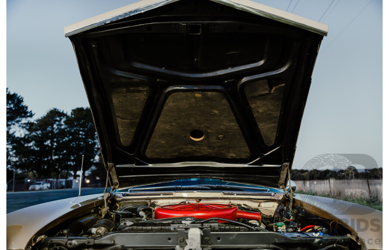 01/1963 Buick Riviera First Gen 2d Hardtop Coupe  Bronze Mist 445 Wildcat V8