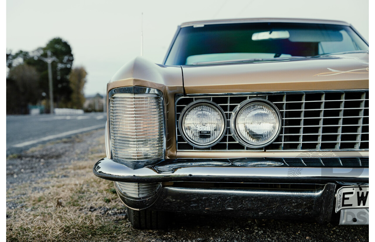 01/1963 Buick Riviera First Gen 2d Hardtop Coupe  Bronze Mist 445 Wildcat V8