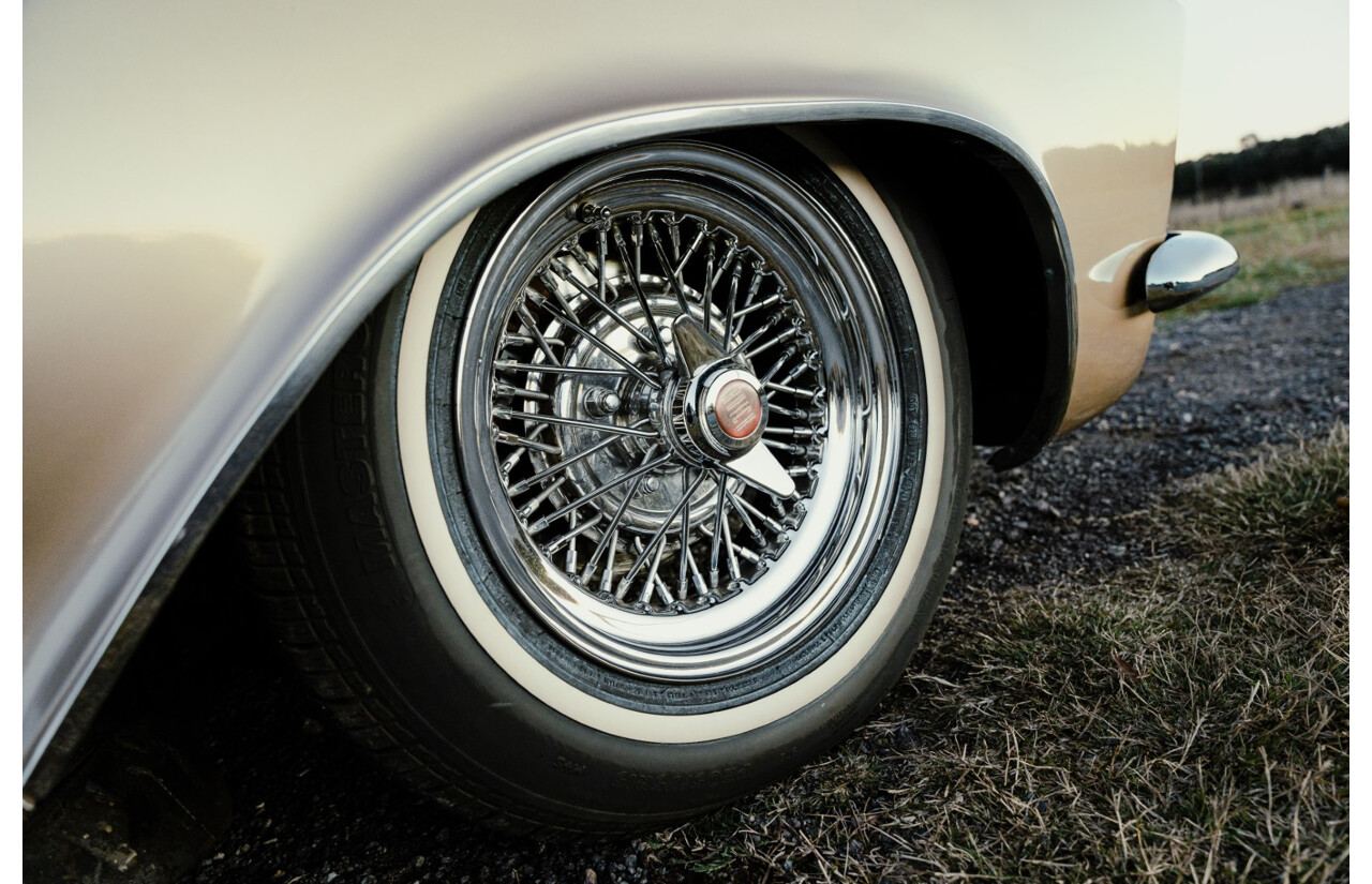 01/1963 Buick Riviera First Gen 2d Hardtop Coupe  Bronze Mist 445 Wildcat V8