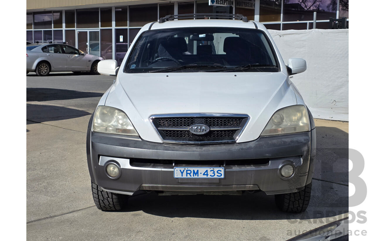 9/2003 Kia Sorento  BL 4d Wagon White 3.5L