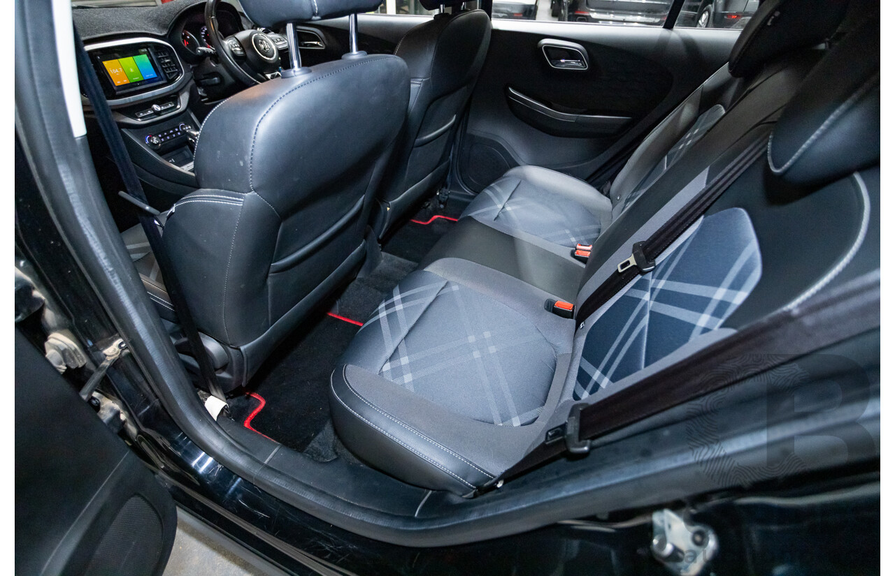 11/2020 MG MG3 Excite SZP1 MY21 4d Hatch Pebble Black 1.5L