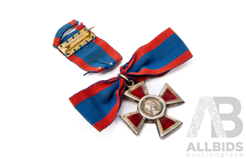 Great Britain Royal Red Cross Second Class Medal