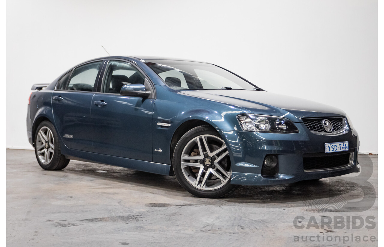 07/2012 Holden Commodore SS VE II Series 2 MY12 4d Sedan Karma Blue V8 6.0L
