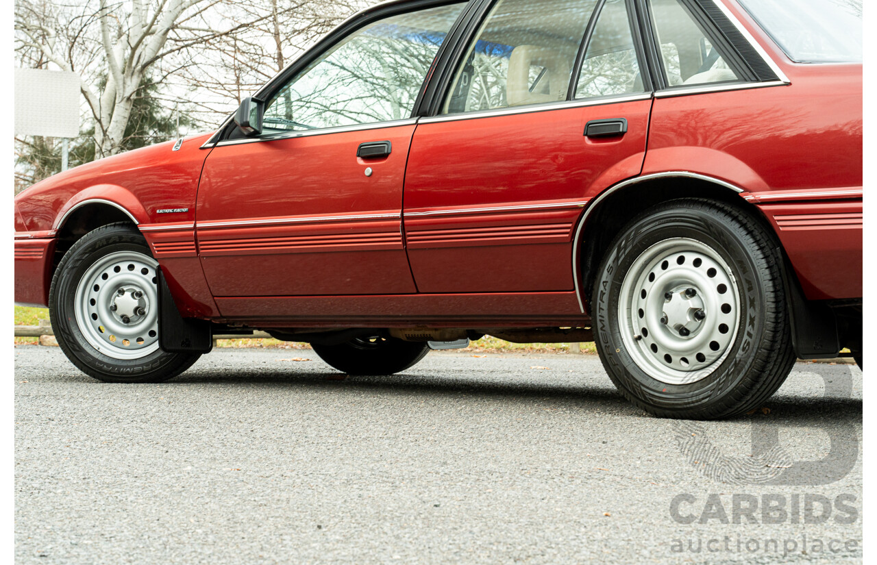 5/1988 Holden Commodore Executive VL BT-1 4d Sedan Venetian Red 3.0L - Ex-NSW Police