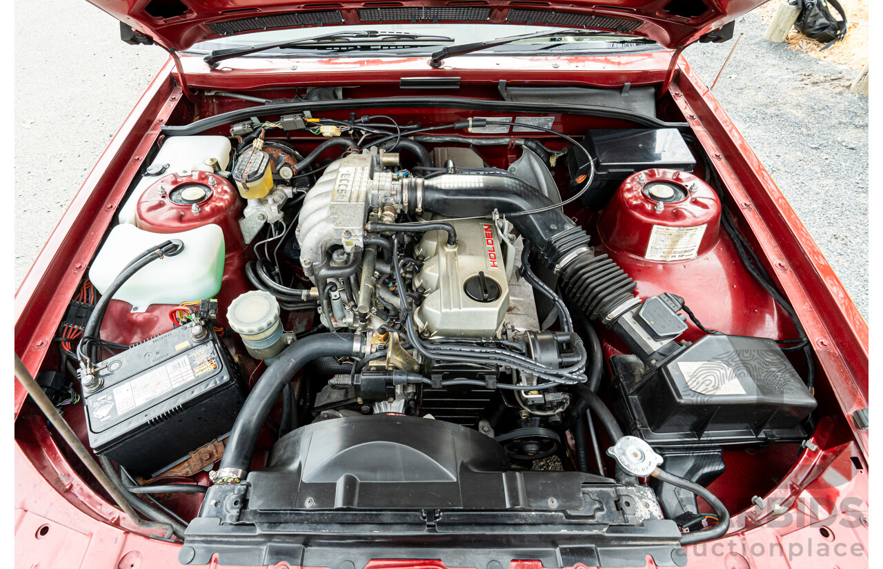 5/1988 Holden Commodore Executive VL BT-1 4d Sedan Venetian Red 3.0L - Ex-NSW Police
