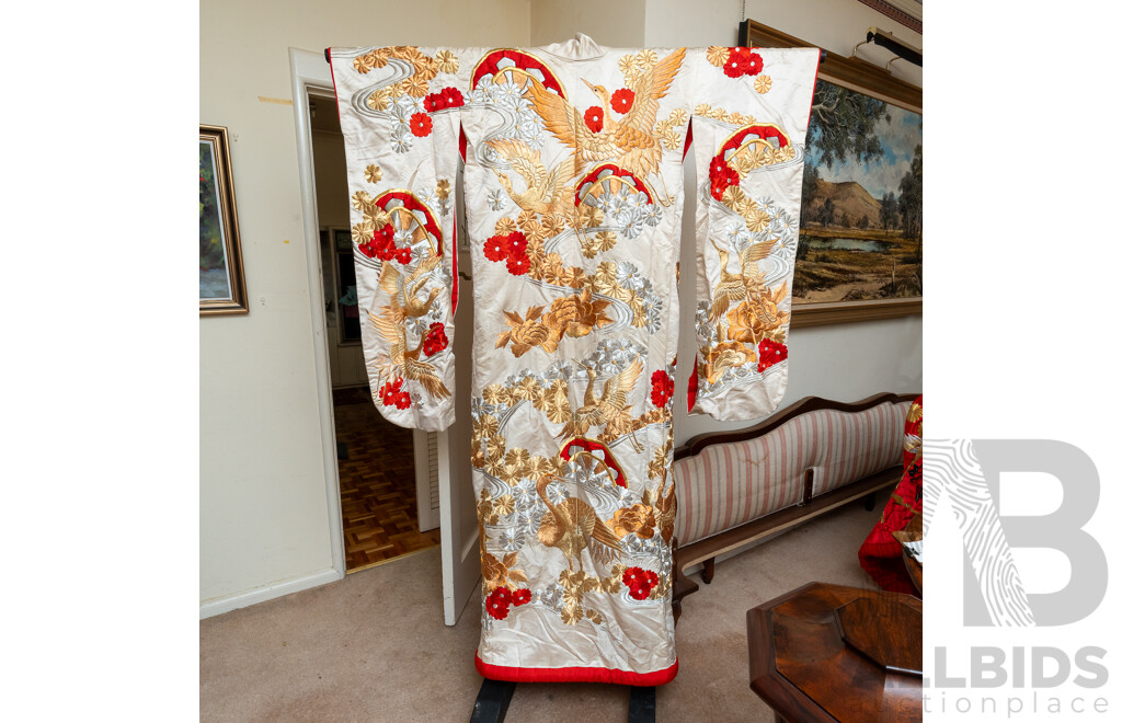 Absolutely Beautiful Vintage Wedding Japanese Fabric Kimono Featuring Gold, Bronze, Silver and Red Details with Flowers & Cranes, Rich Red Fabric Interior