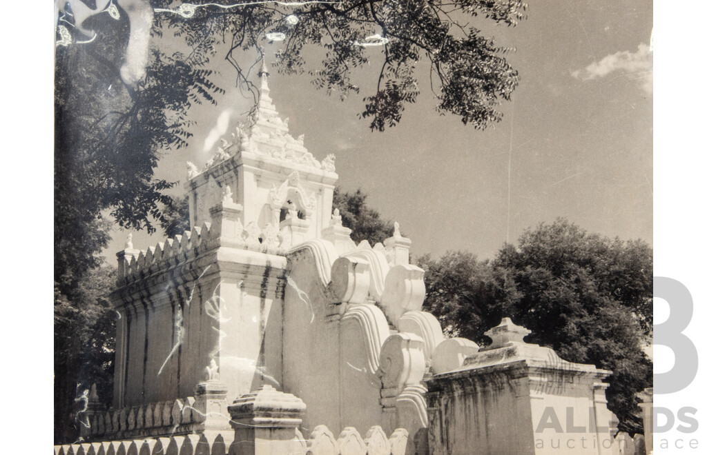 Very Interesting Historical Collection Black & White Photographs Featuring Varied Vistas & Scenes From Burma/Myanmar, 43 x 32 cm (album)