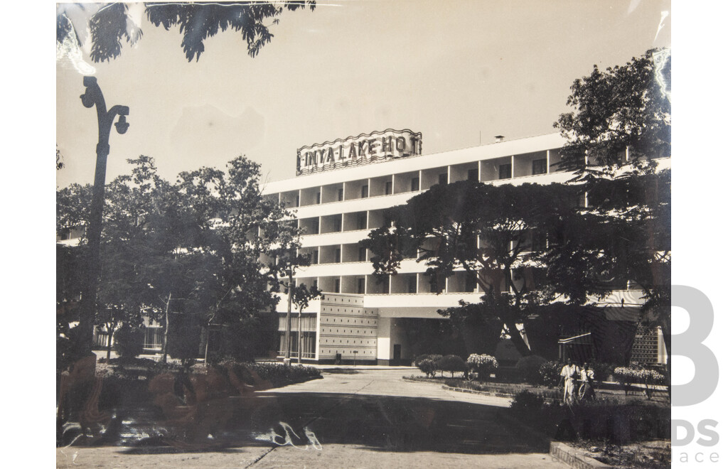 Very Interesting Historical Collection Black & White Photographs Featuring Varied Vistas & Scenes From Burma/Myanmar, 43 x 32 cm (album)