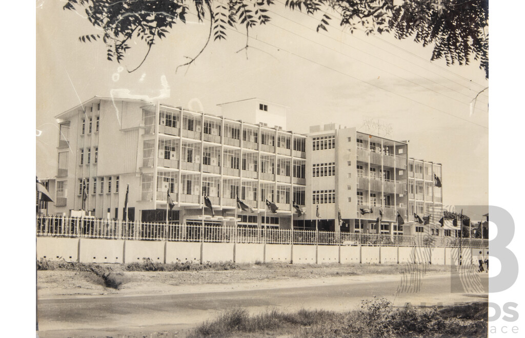 Very Interesting Historical Collection Black & White Photographs Featuring Varied Vistas & Scenes From Burma/Myanmar, 43 x 32 cm (album)