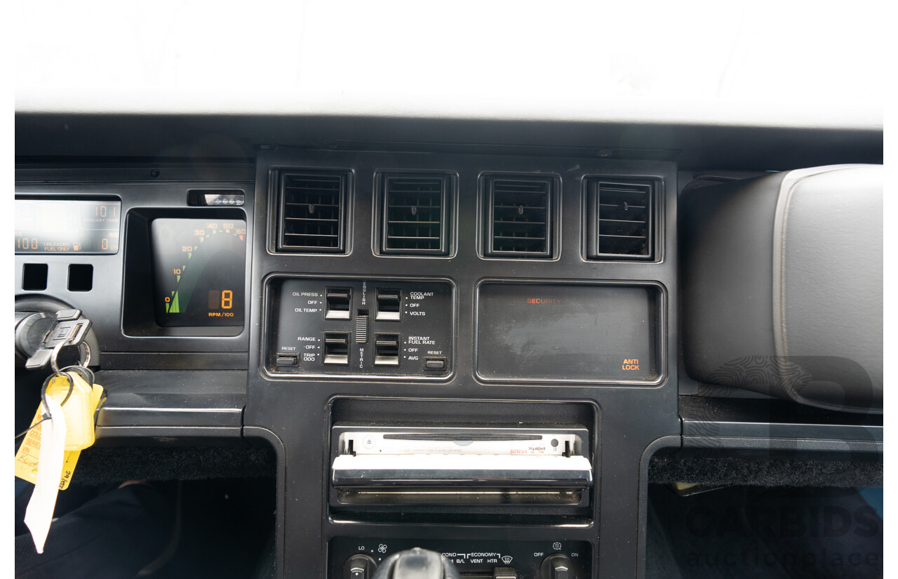 05/1987 Chevrolet Corvette C4 2d Convertible Medium Blue Metallic V8 5.7L