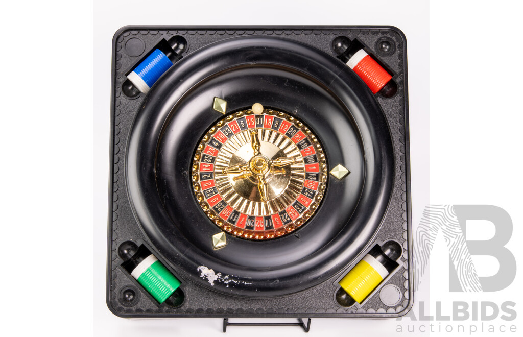 Modern Plastic Roulette Wheel with Chips and Ball
