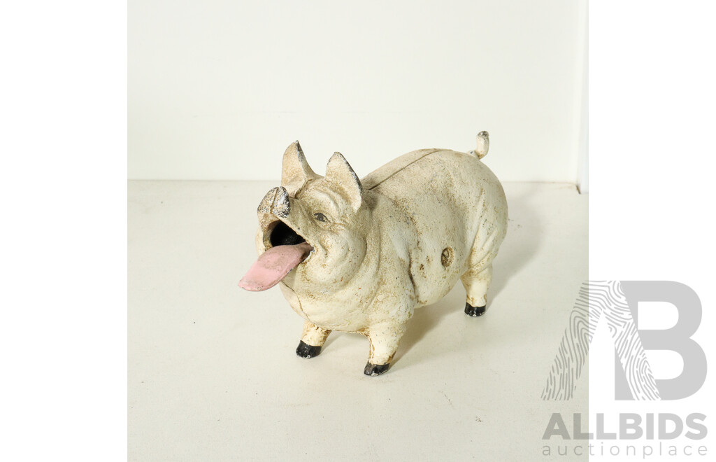 Cast Iron Pig