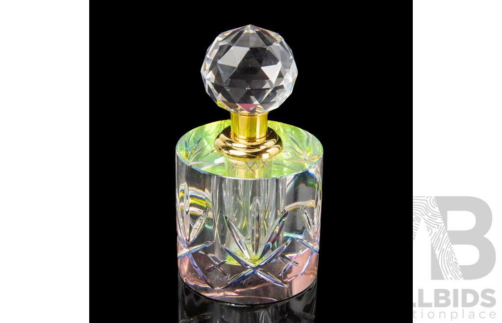 Crystal Perfume Bottle in Original Box, 15 x 11 x 9 cm (box)