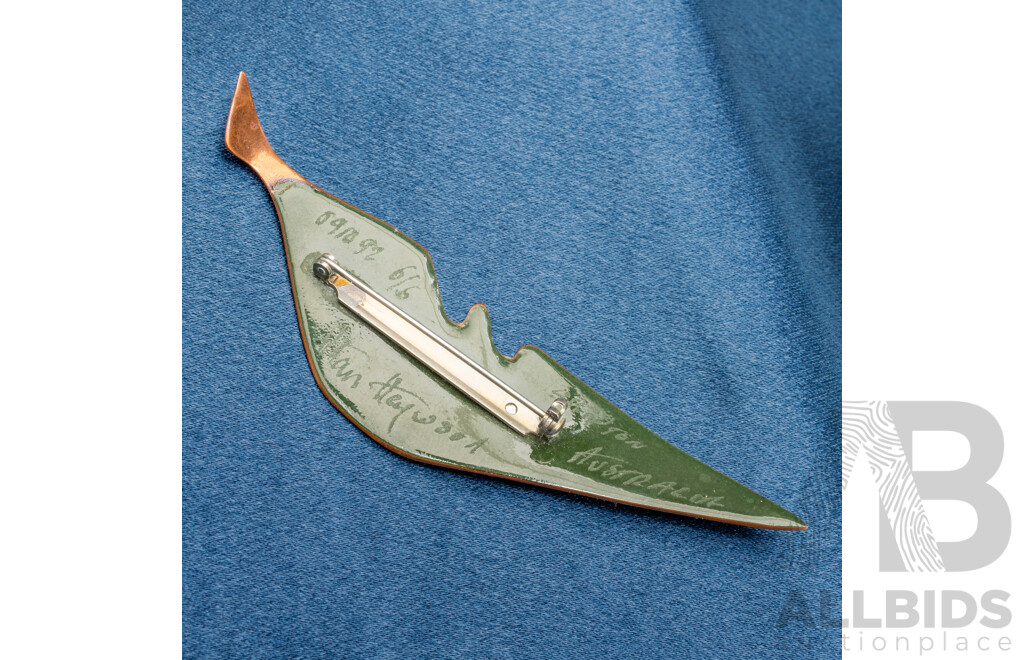 New Gumleaf Brooch by Alan Heywood