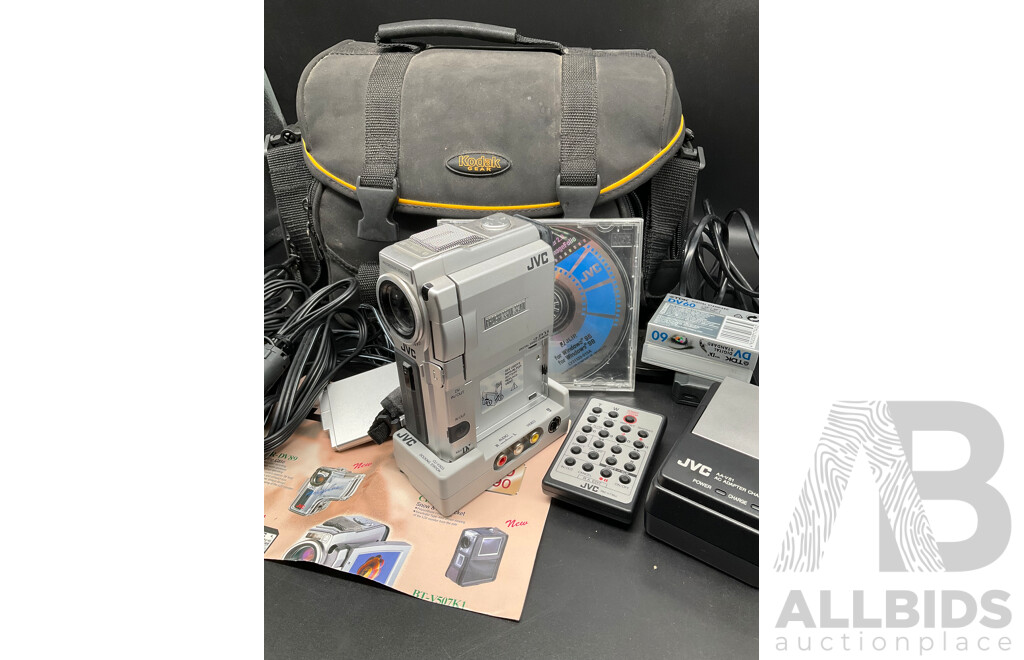 JVC Cybercam (GR-DVX8) Digital Video Camera with Accessories