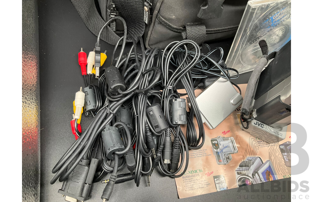 JVC Cybercam (GR-DVX8) Digital Video Camera with Accessories
