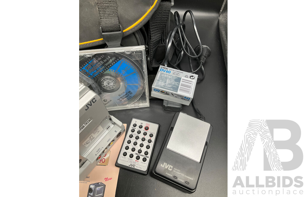 JVC Cybercam (GR-DVX8) Digital Video Camera with Accessories