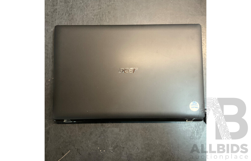 ACER Aspire 5750 P5WE0 15.6''Laptop I5 /4GB/240GB