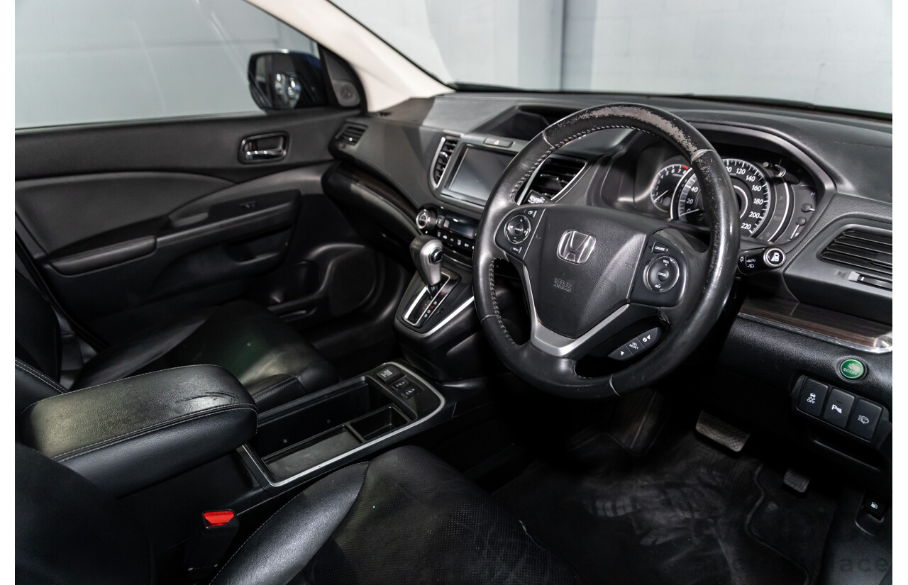 05/2016 Honda CR-V VTi-L (4x4) 4x4 30 Series 2 MY17 4d Wagon Brilliant Sporty Blue Metallic 2.4L