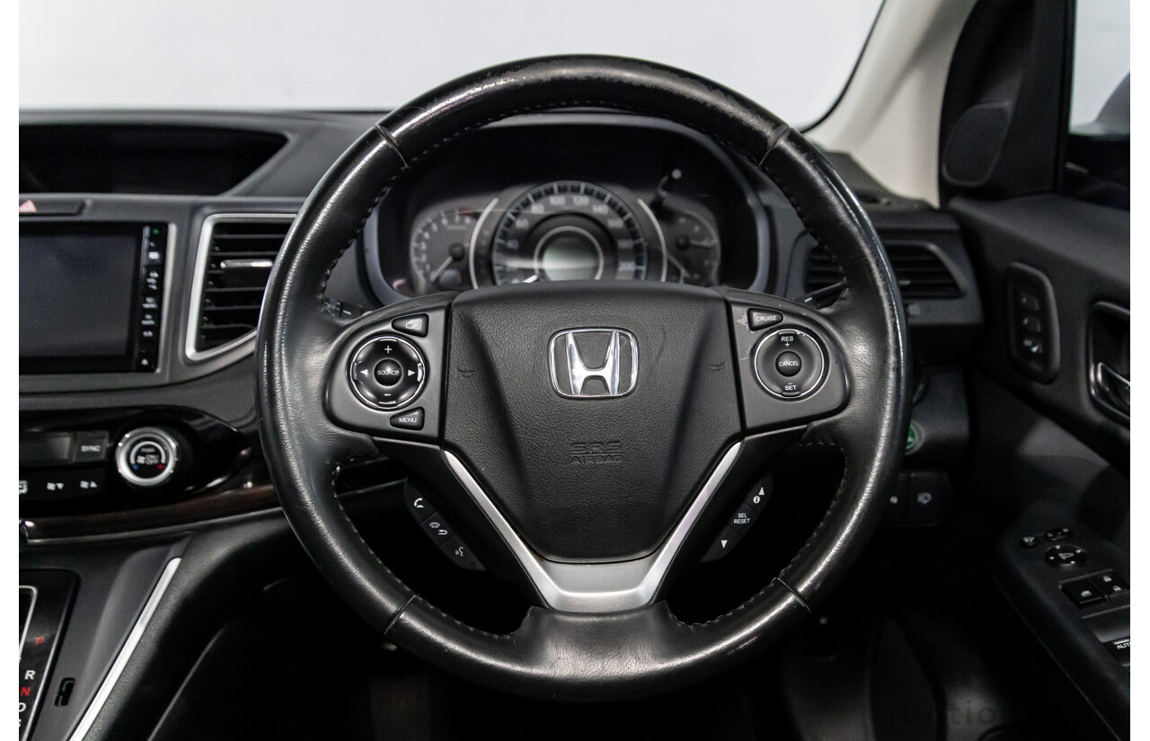 05/2016 Honda CR-V VTi-L (4x4) 4x4 30 Series 2 MY17 4d Wagon Brilliant Sporty Blue Metallic 2.4L