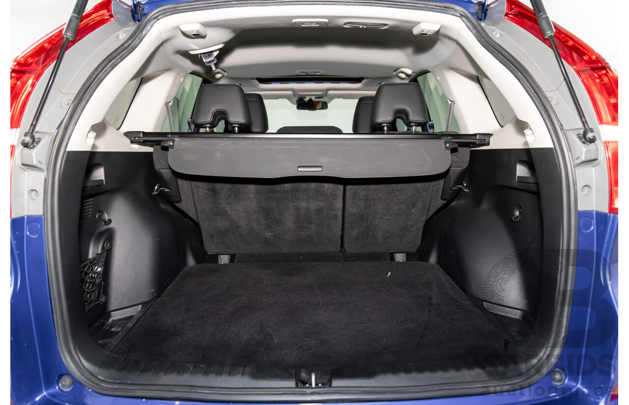 05/2016 Honda CR-V VTi-L (4x4) 4x4 30 Series 2 MY17 4d Wagon Brilliant Sporty Blue Metallic 2.4L