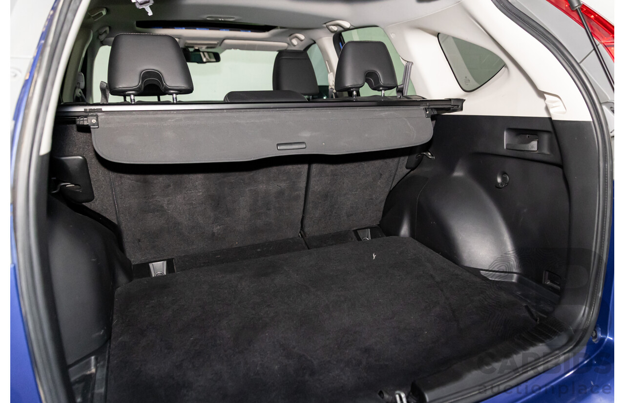 05/2016 Honda CR-V VTi-L (4x4) 4x4 30 Series 2 MY17 4d Wagon Brilliant Sporty Blue Metallic 2.4L