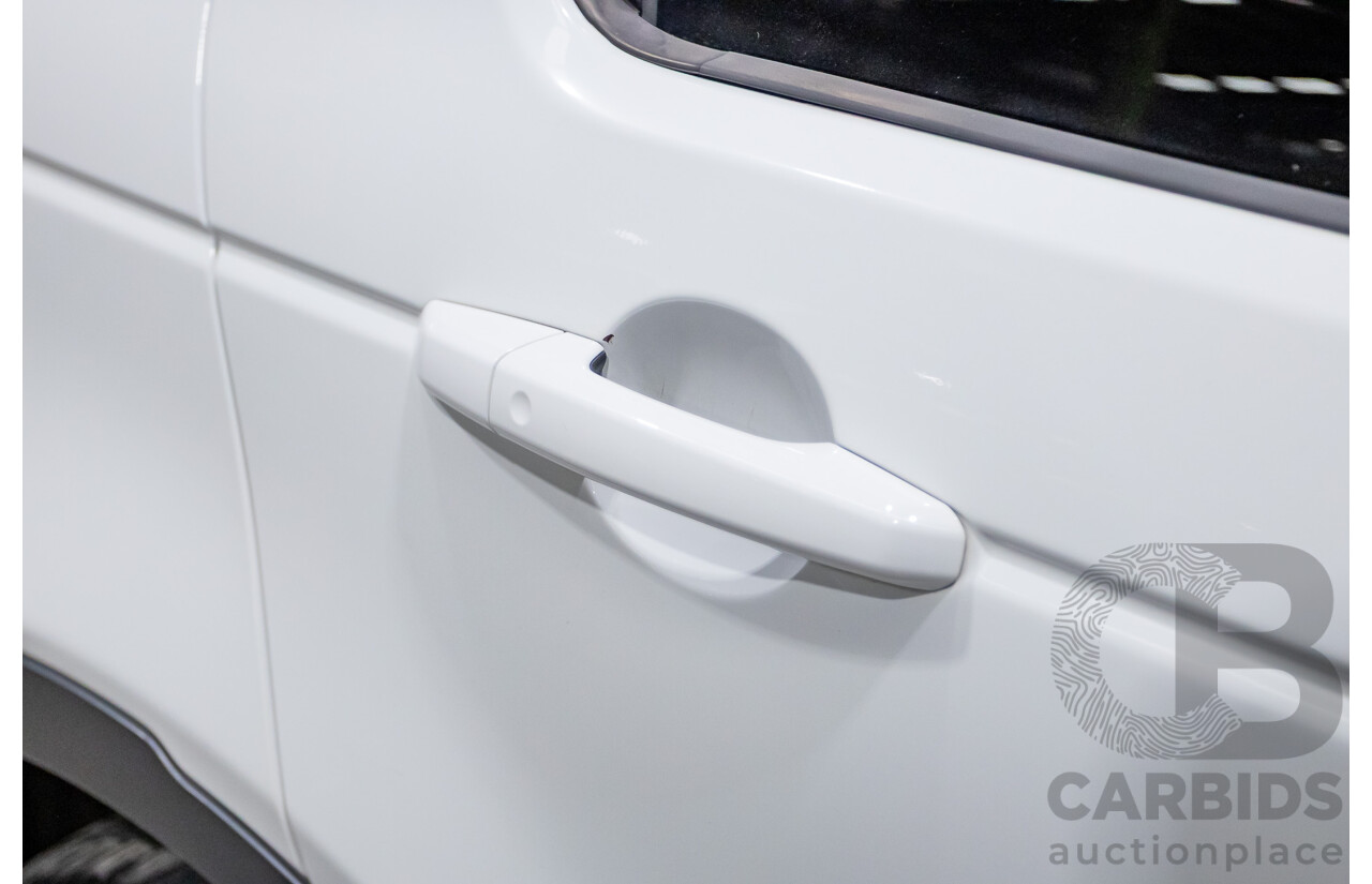 11/2017 Land Rover Discovery Sport TD4 180 HSE  (AWD) LC MY17 4D Wagon White Turbo Diesel 2.0L