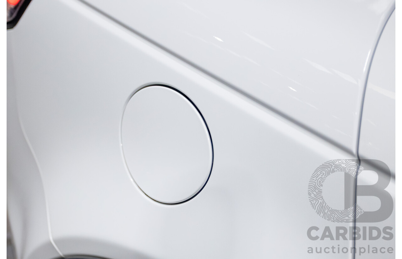 11/2017 Land Rover Discovery Sport TD4 180 HSE  (AWD) LC MY17 4D Wagon White Turbo Diesel 2.0L