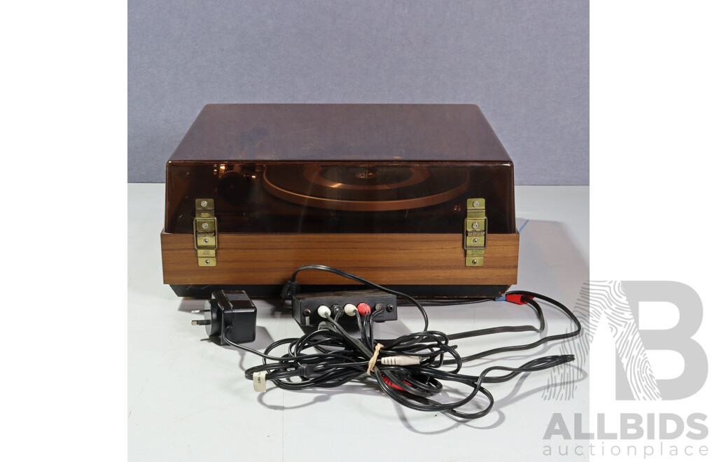 Vintage Dual 1225 Turntable with Anti Skate Dial