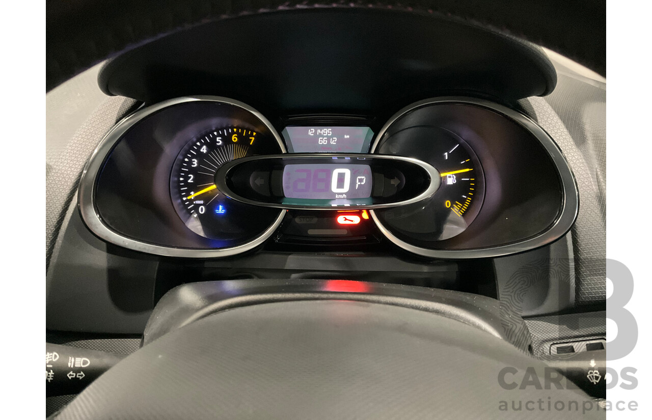 7/2015 Renault Clio Expression + X98 5d Hatchback Glacier White Turbo 1.2L