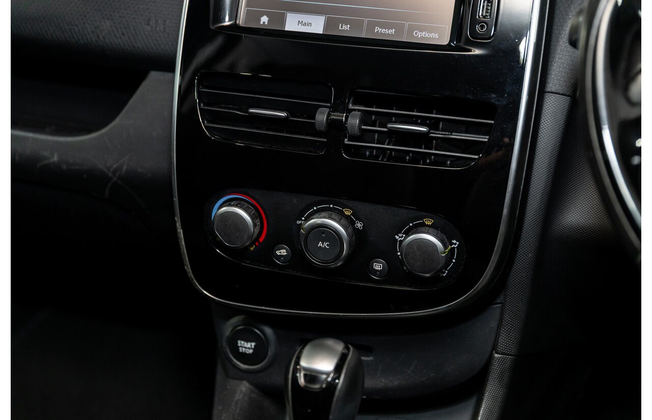 7/2015 Renault Clio Expression + X98 5d Hatchback Glacier White Turbo 1.2L