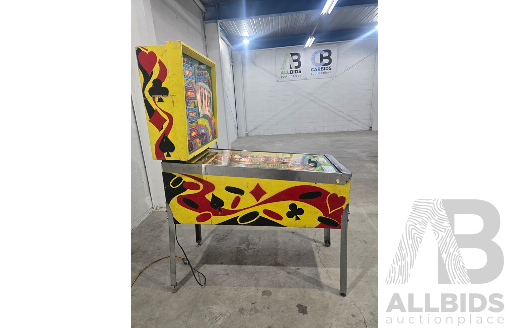 1979 Hot Hand Pinball Machine by Stern Electronics