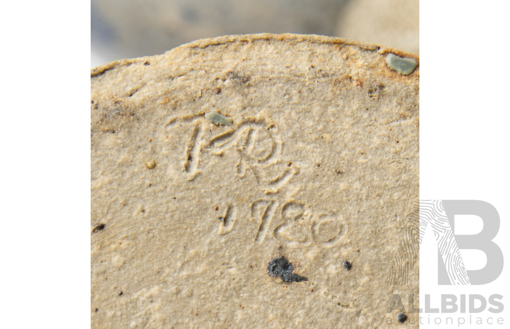 Nice Collection Australian Studio Pottery Including Marion Gilson Pot, Three Lucey Frog Themed Pieces, and More