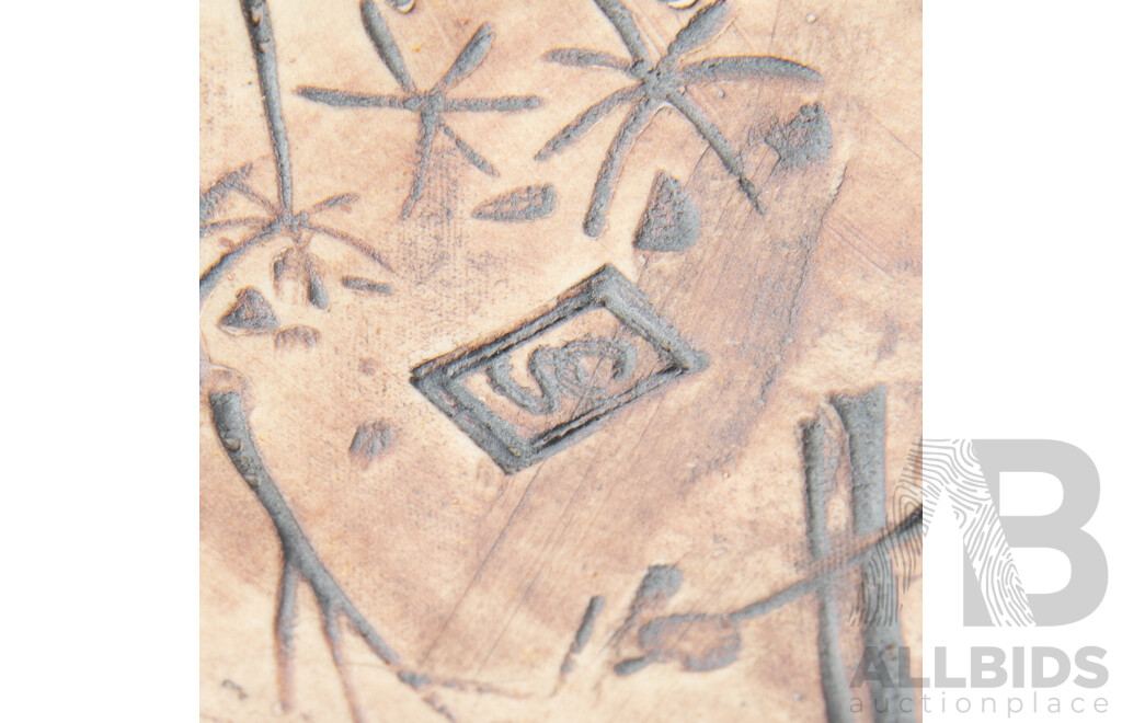 Nice Collection Australian Studio Pottery Including Marion Gilson Pot, Three Lucey Frog Themed Pieces, and More