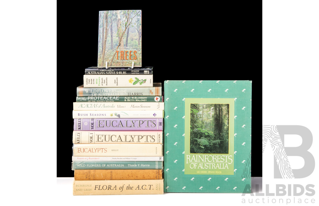 Good Collection Books Regarding Australian Flora Including Flora of the A.C.T. Volumes 1 & 2 Eucalypts by Stan Kelly and More