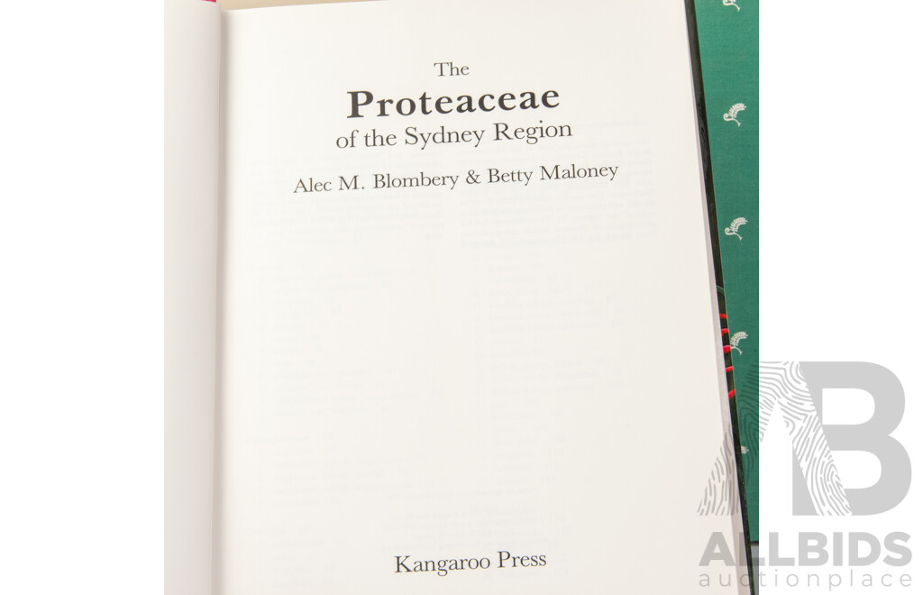 Good Collection Books Regarding Australian Flora Including Flora of the A.C.T. Volumes 1 & 2 Eucalypts by Stan Kelly and More