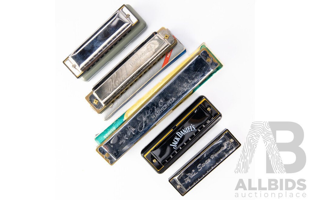Collection Five Vintage Harmonicas - Lot 1622893 | ALLBIDS