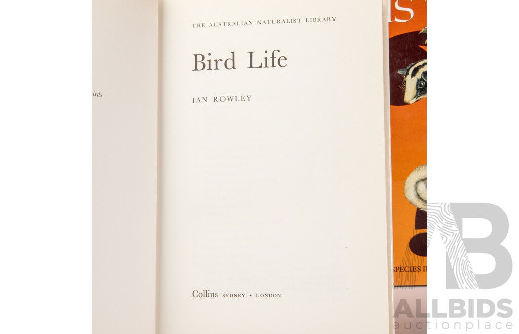 Good Collection Books Regarding Australian Bird and Animal Life Including Neville Caley, Field Guides and More