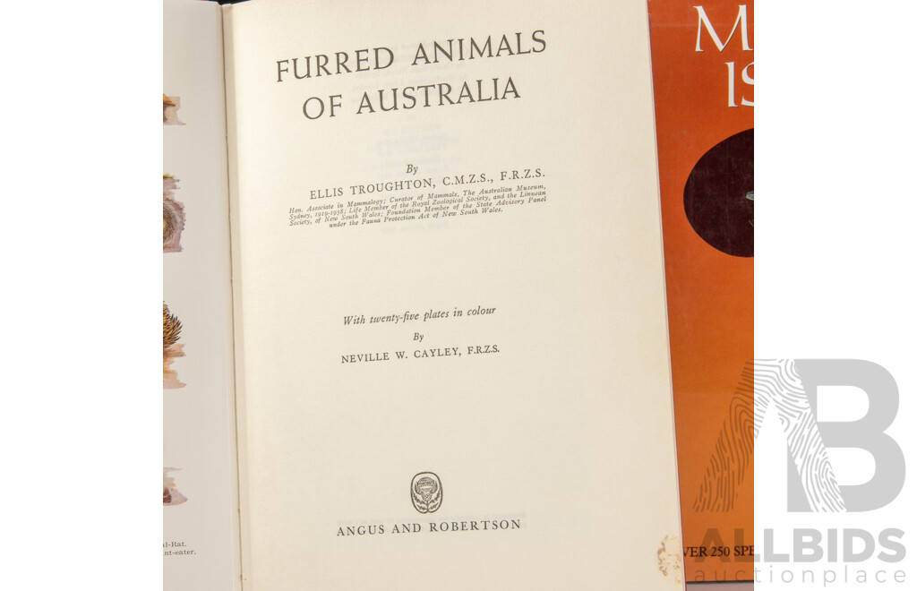 Good Collection Books Regarding Australian Bird and Animal Life Including Neville Caley, Field Guides and More