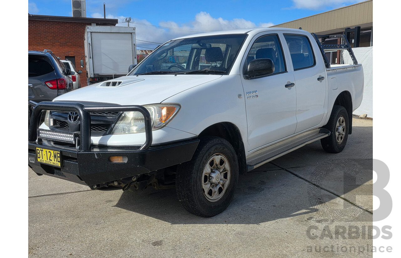 5/2007 Toyota Hilux SR (4x4) KUN26R 07 UPGRADE Dual Cab P/Up Super White Turbo Diesel 3.0L