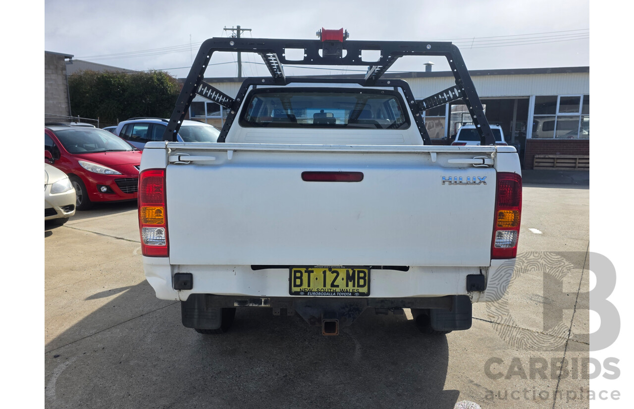 5/2007 Toyota Hilux SR (4x4) KUN26R 07 UPGRADE Dual Cab P/Up Super White Turbo Diesel 3.0L