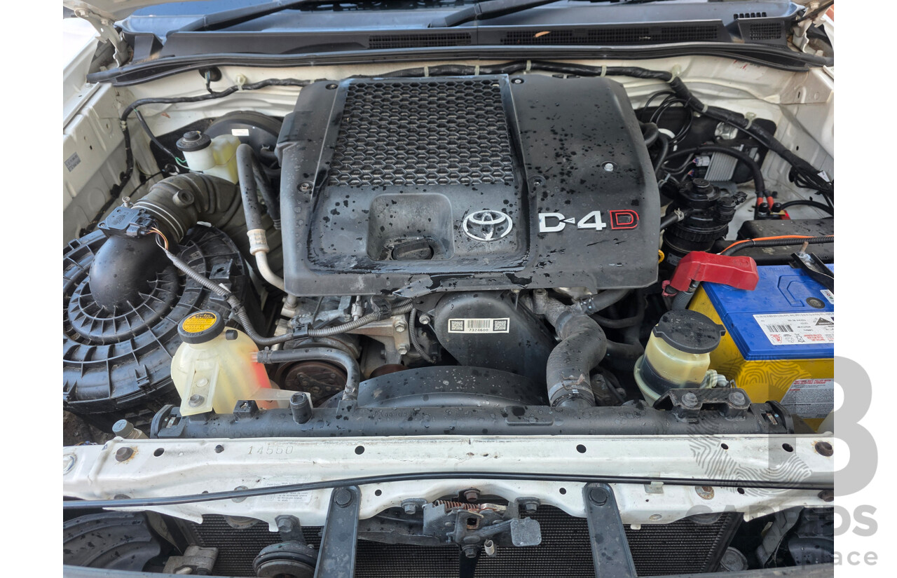 5/2007 Toyota Hilux SR (4x4) KUN26R 07 UPGRADE Dual Cab P/Up Super White Turbo Diesel 3.0L