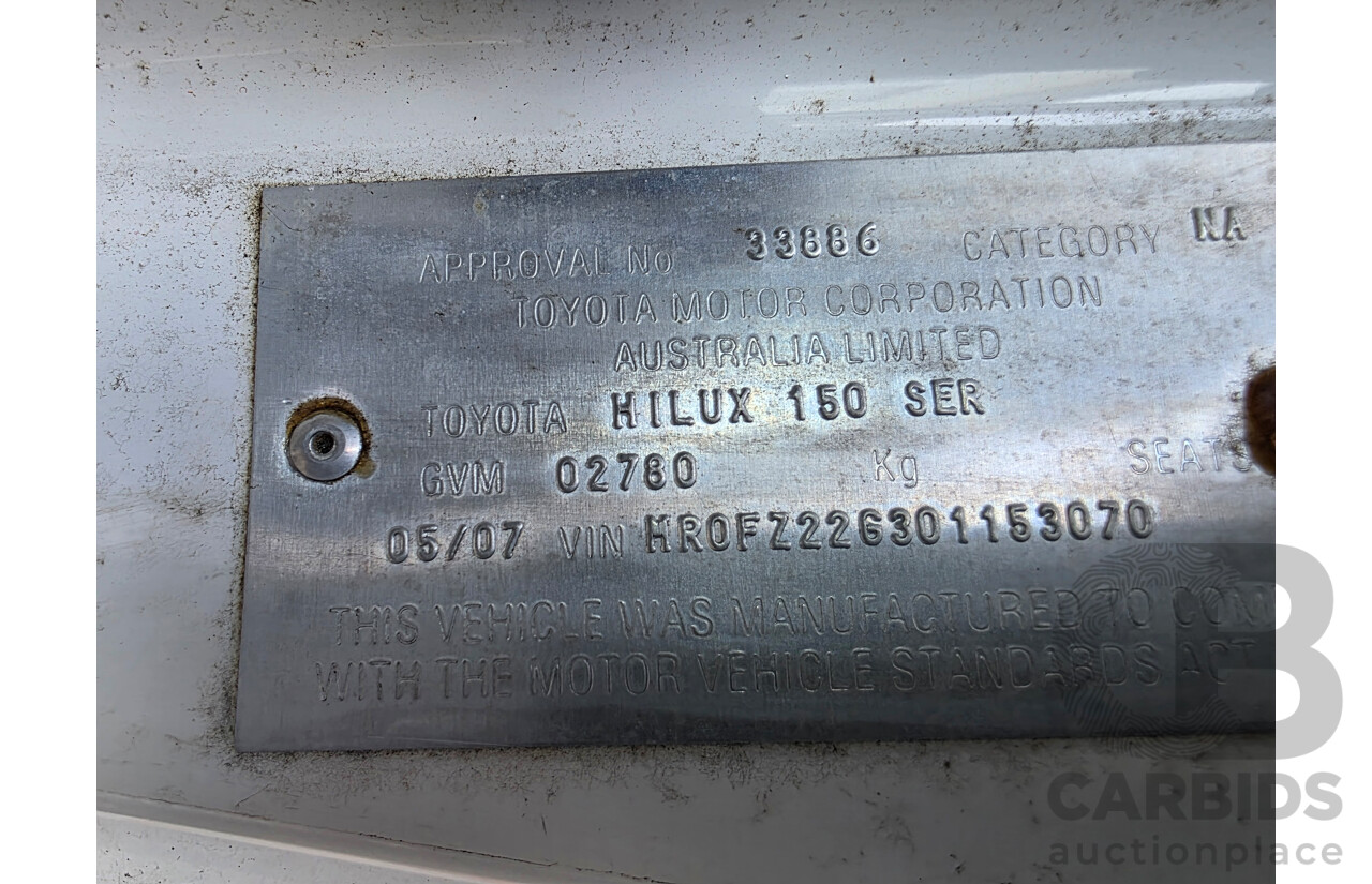 5/2007 Toyota Hilux SR (4x4) KUN26R 07 UPGRADE Dual Cab P/Up Super White Turbo Diesel 3.0L