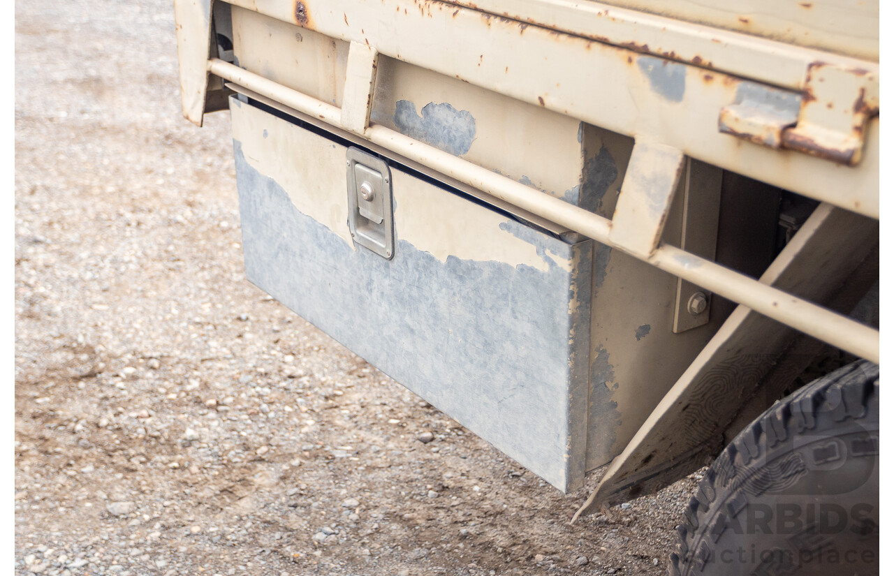 9/1985 Toyota Landcruiser (4x4) HJ75RP 2d C/Chas Goldrush Diesel 4.0L - Tipper