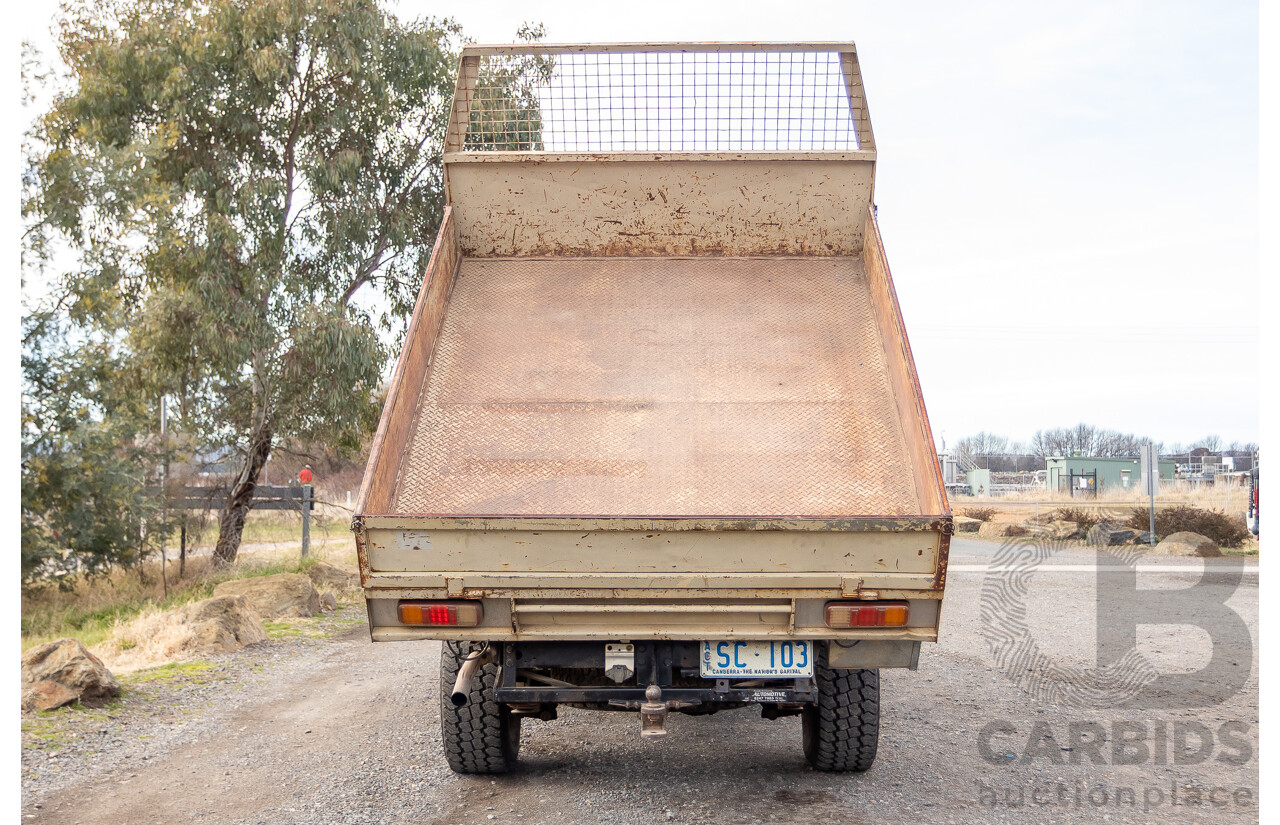 9/1985 Toyota Landcruiser (4x4) HJ75RP 2d C/Chas Goldrush Diesel 4.0L - Tipper