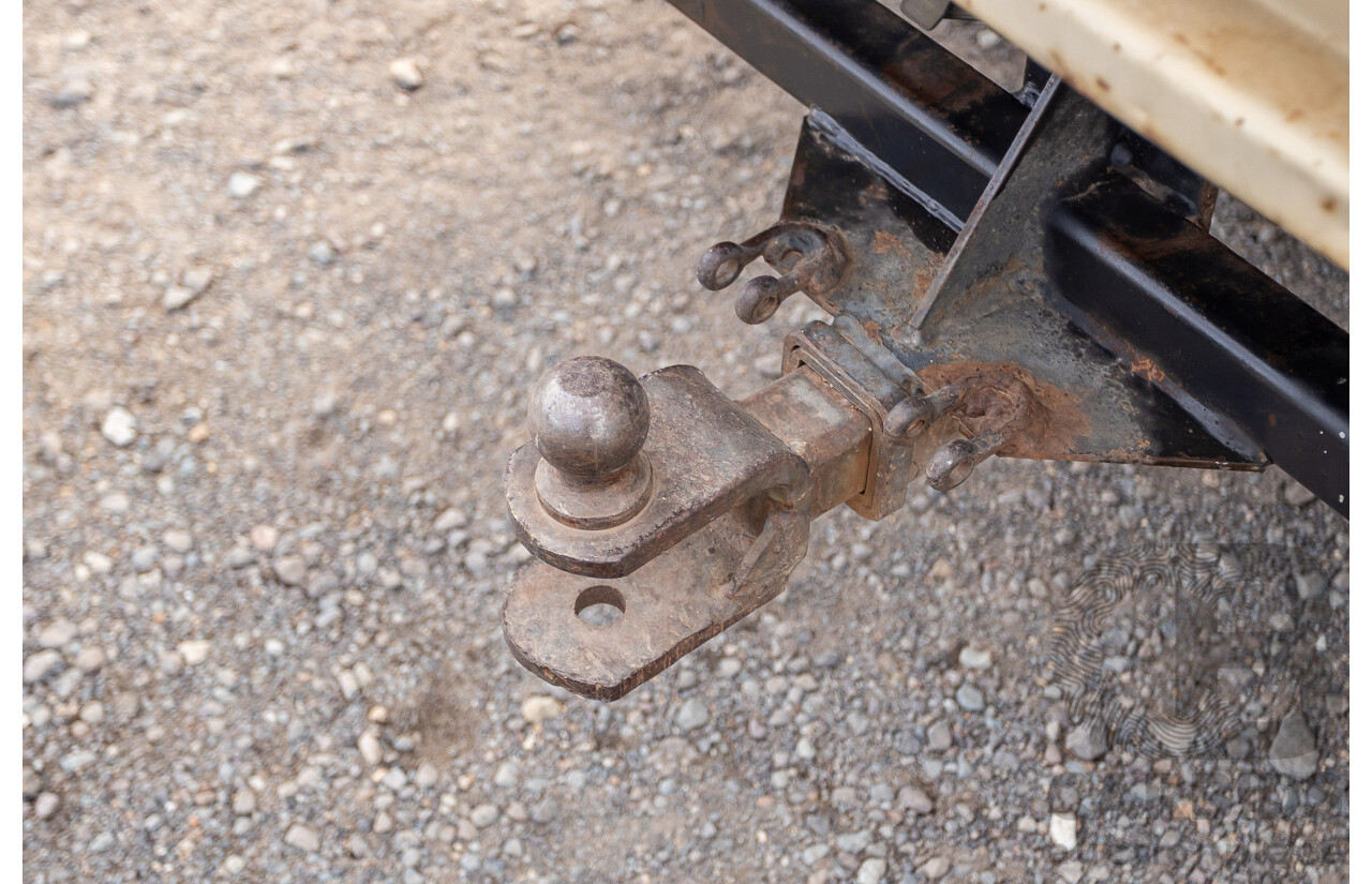 9/1985 Toyota Landcruiser (4x4) HJ75RP 2d C/Chas Goldrush Diesel 4.0L - Tipper