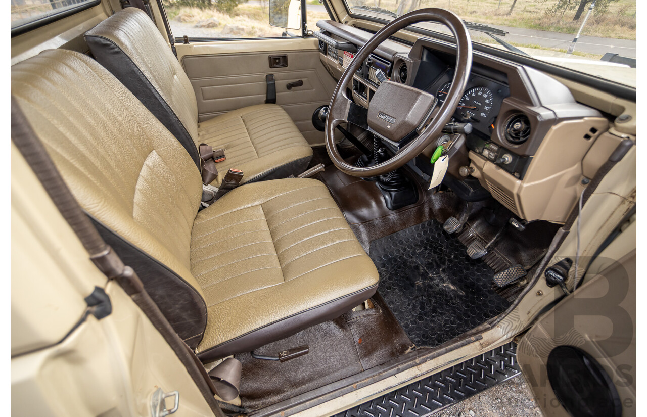9/1985 Toyota Landcruiser (4x4) HJ75RP 2d C/Chas Goldrush Diesel 4.0L - Tipper